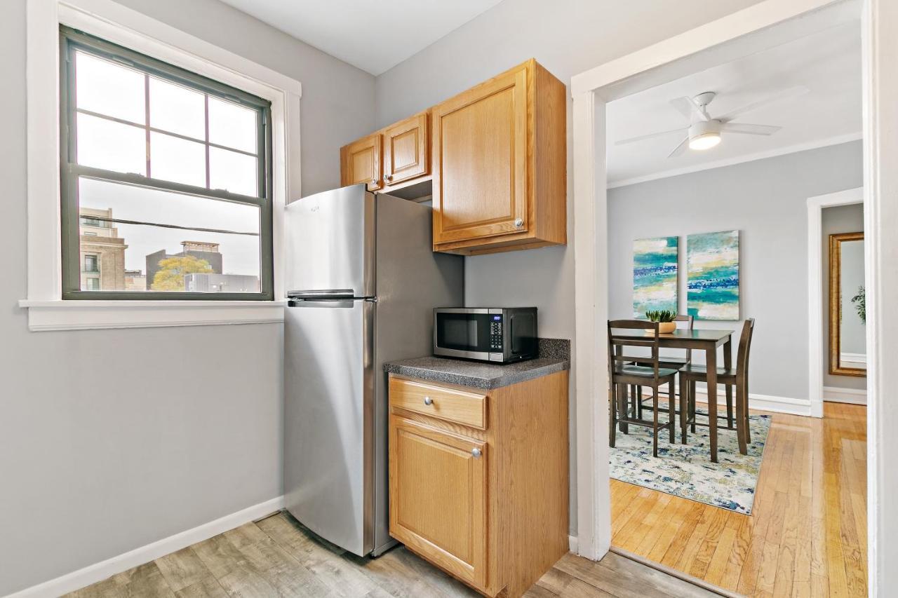 Captivating 1Br Apt With Full Kitchen - Belmont I4 Chicago Exterior foto